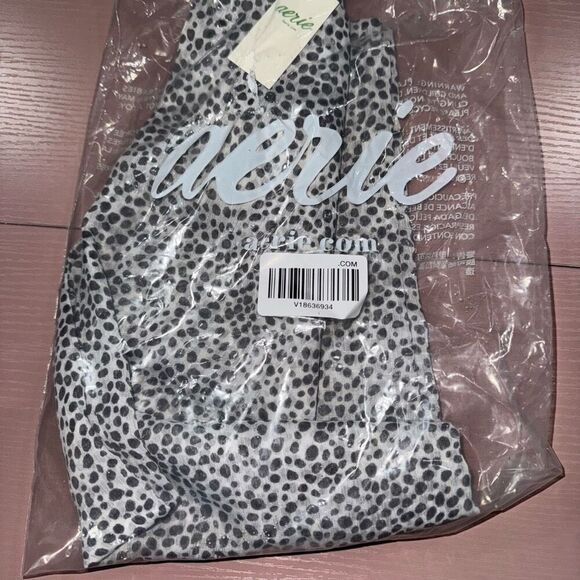 Aerie Sheer Snow Leopard Print Open Front Kimono Robe OS - Picture 3 of 3